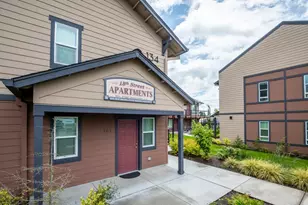134 N 18th St, Saint Helens, OR 97051 - Photo 2