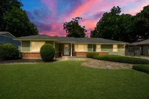 410 Kyle St, Sugar Land, TX 77478 - Photo 1