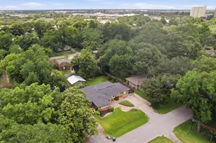410 Kyle St, Sugar Land, TX 77478 - Photo 38