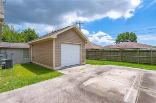 2621 31st Ave N, Texas City, TX 77590 - Photo 22