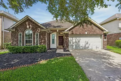 2904 Laurel Brook Lane, Pearland, TX 77584 - Photo 1
