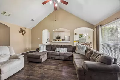 2904 Laurel Brook Lane, Pearland, TX 77584 - Photo 8
