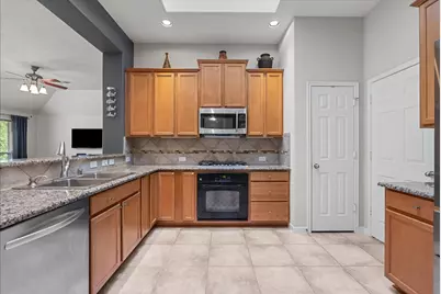 708 Arlington Pointe Drive, League City, TX 77573 - Photo 18