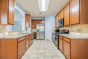 8922 Cedar Mound Ln, Houston, TX 77083 - Photo 14