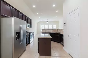 4207 Astoria Manor Ln, Fulshear, TX 77441 - Photo 12