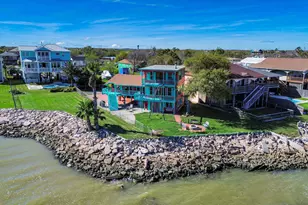1121 6th St, San Leon, TX 77539 - Photo 4