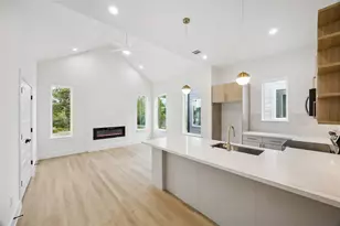 424 Calloway St, Houston, TX 77029 - Photo 2