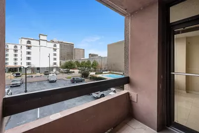 5150 Hidalgo Street #202, Houston, TX 77056 - Photo 2