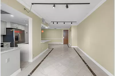 5150 Hidalgo Street #202, Houston, TX 77056 - Photo 6