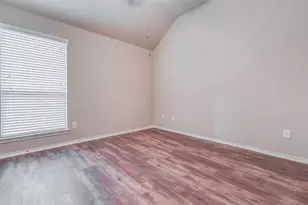 25839 Riverside Creek Dr, Richmond, TX 77406 - Photo 10