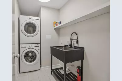 2409 Dorrington Street, Houston, TX 77030 - Photo 32