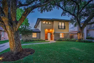 2409 Dorrington St, Houston, TX 77030 - Photo 2
