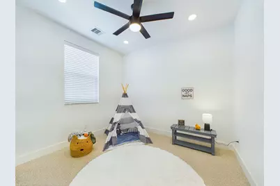 8317 Springwood Canyon Lane, Houston, TX 77055 - Photo 16