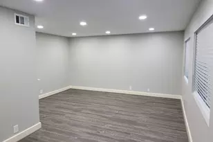 11002 Hammerly Blvd, Houston, TX 77043 - Photo 12