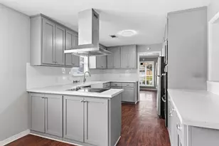 7215 Ridge Oak Dr, Houston, TX 77088 - Photo 18