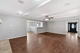 7215 Ridge Oak Dr, Houston, TX 77088 - Photo 12