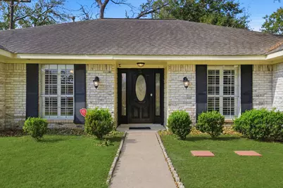 7215 Ridge Oak Drive, Houston, TX 77088 - Photo 6