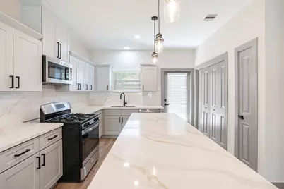 9920 Dipping Woods Street, Houston, TX 77076 - Photo 4
