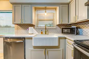 7706 Colston Pl, Santa Fe, TX 77510 - Photo 8