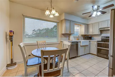 7706 Colston Place, Santa Fe, TX 77510 - Photo 6