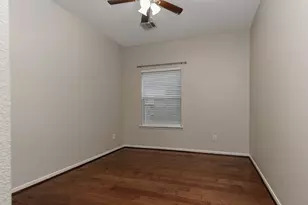 174 S Winterport Cir, The Woodlands, TX 77382 - Photo 16