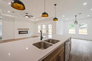 10510 Twin Circles Dr, Montgomery, TX 77381 - Photo 12