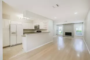 2507 Bering Dr, Houston, TX 77057 - Photo 4