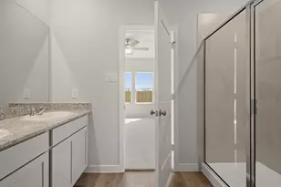 10704 Aston Ct, Bryan, TX 77845 - Photo 18
