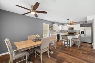 7829 James Dr, Pearland, TX 77584 - Photo 10