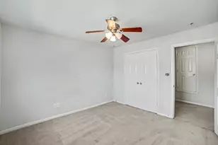 256 Kellyn Ct, Conroe, TX 77306 - Photo 16