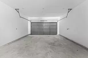 918 Patterson St, Houston, TX 77007 - Photo 4