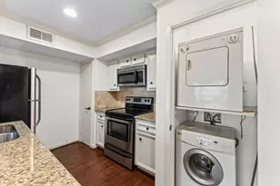 2800 Jeanetta St, Houston, TX 77063 - Photo 4