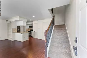 2800 Jeanetta St, Houston, TX 77063 - Photo 6