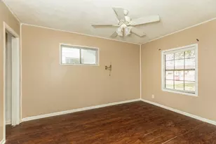 2019 N Ave H Street N, Freeport, TX 77541 - Photo 10