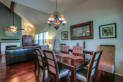 66 W Spindle Tree Circle, The Woodlands, TX 77382 - Photo 10