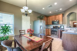 66 W Spindle Tree Cir, The Woodlands, TX 77382 - Photo 1