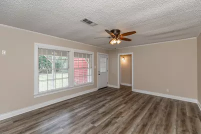 4205 N Tram Road, Vidor, TX 77662 - Photo 6