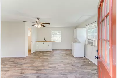 305 Yaupon Street, Sweeny, TX 77480 - Photo 10