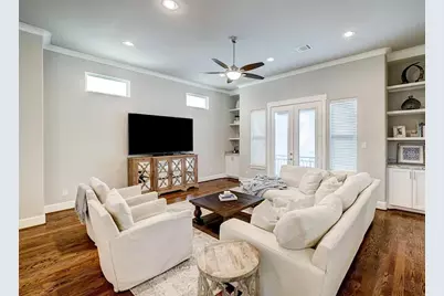 870 Wakefield Drive #B, Houston, TX 77018 - Photo 8