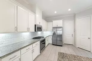 2107 Crockett St, Houston, TX 77007 - Photo 6