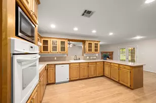 156 Magnolia Bnd Dr, Livingston, TX 77351 - Photo 18