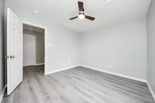 882 Darbydale Crossing Ln, Houston, TX 77090 - Photo 32