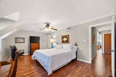 5204 Arboles Drive #B, Houston, TX 77035 - Photo 32