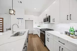 1824 W Tidwell Rd, Houston, TX 77091 - Photo 10