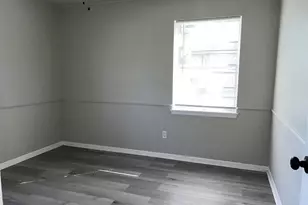 224 Stuart St, Clute, TX 77531 - Photo 20