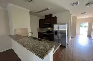 1090 N Colbert St, Dayton, TX 77535 - Photo 4