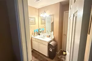 8115 Narrow Brook Way, Houston, TX 77016 - Photo 8