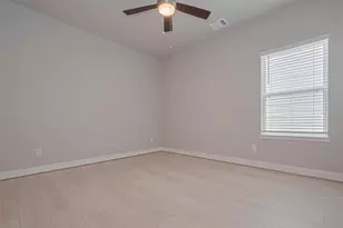 8917 Grovner Pl, Houston, TX 77055 - Photo 26