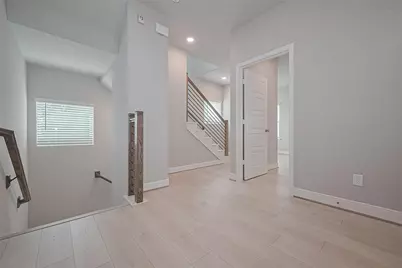 8917 Grovner Place, Houston, TX 77055 - Photo 12