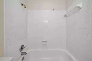 7900 N Stadium Dr, Houston, TX 77030 - Photo 18